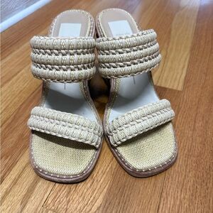 Dolce Vita wedge heel sandal - size 8